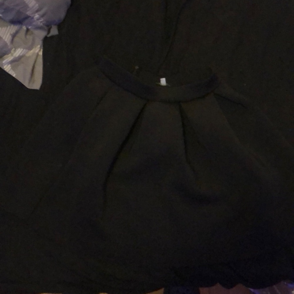 black skater skirt